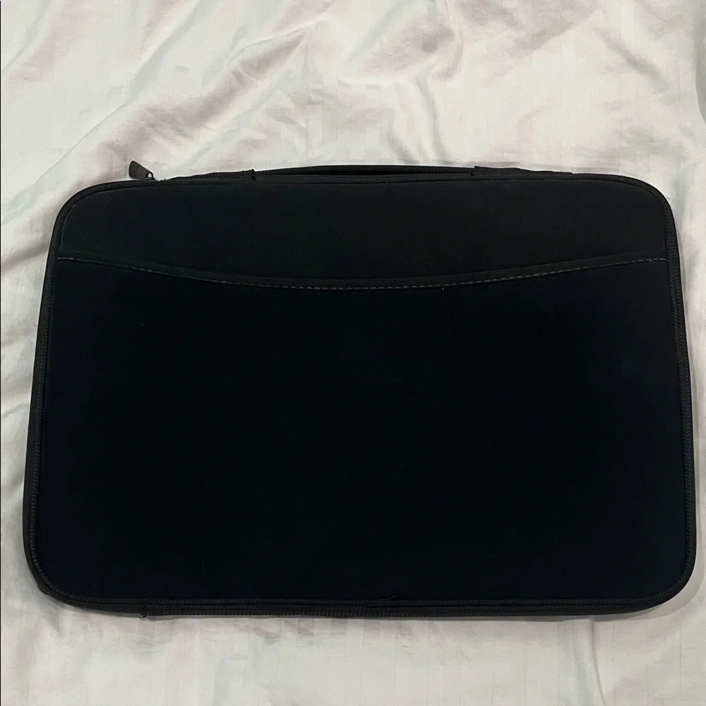 Black Laptop Sleeve- New
